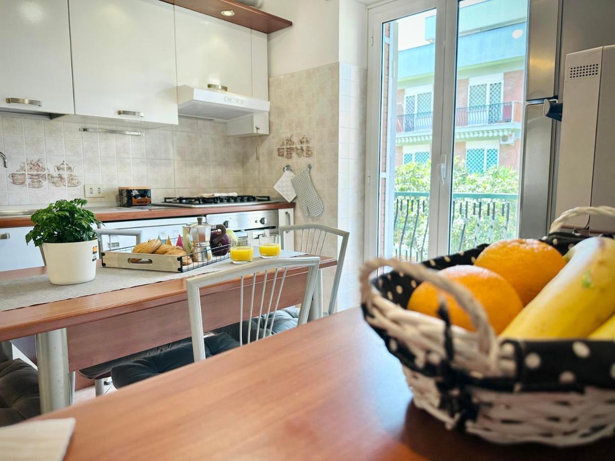 Max Apartment Roma Esterno foto
