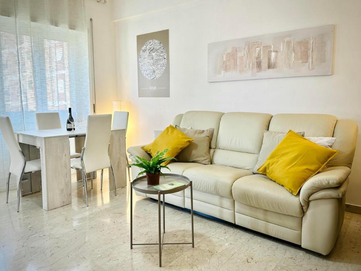 Max Apartment Roma Esterno foto